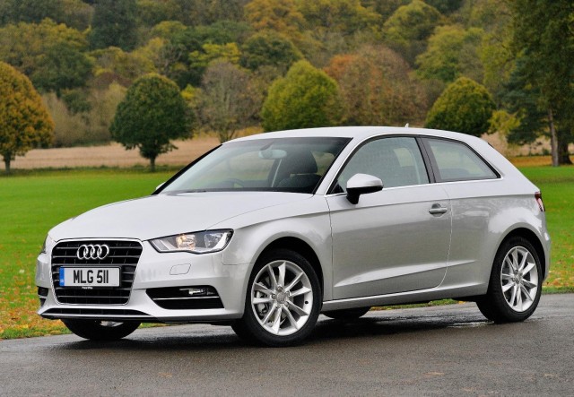 Audi A3 -2013-2.jpg